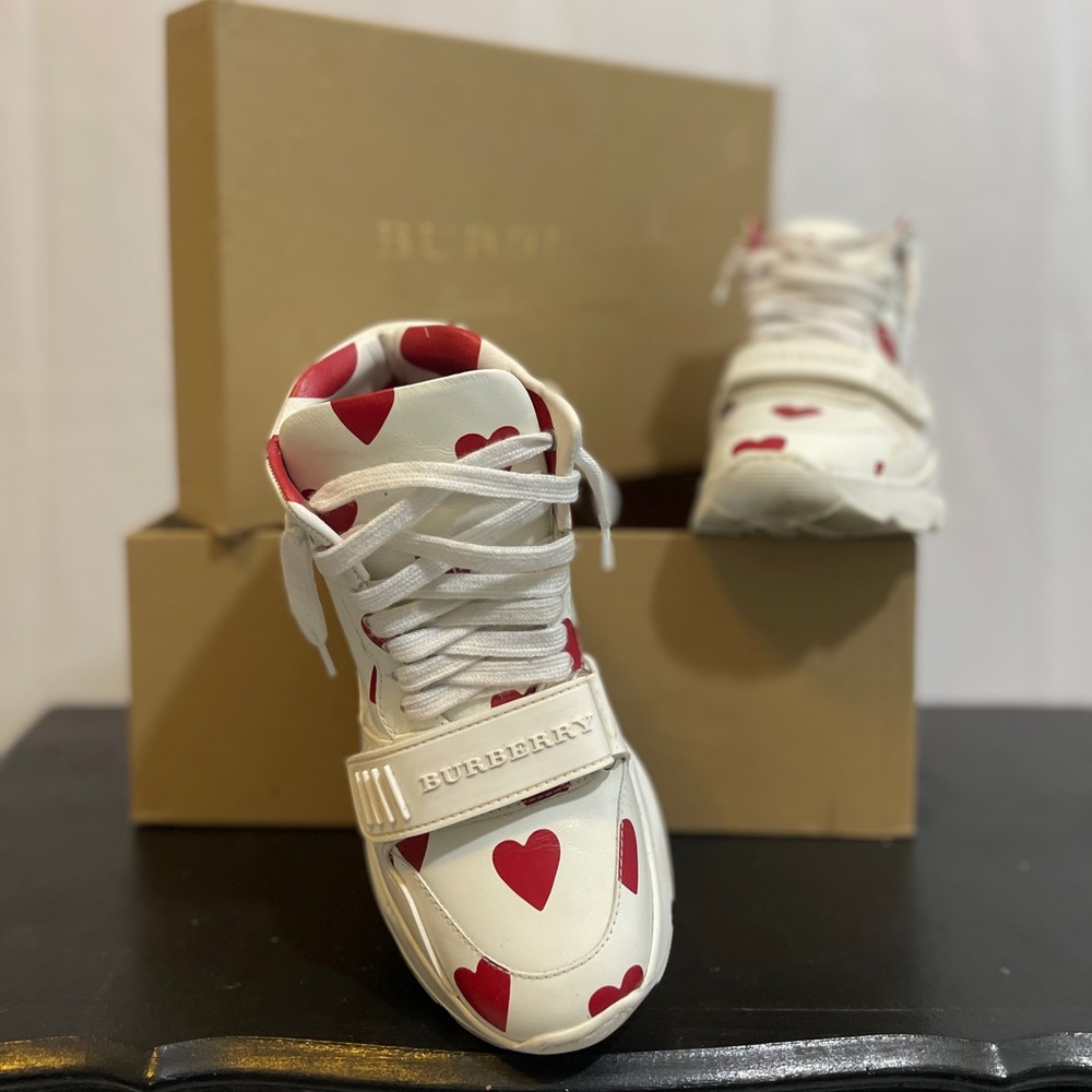Burberry womens shoes size 36.